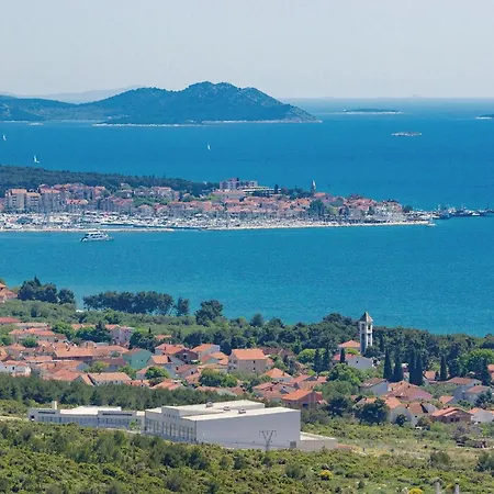 2 Bedroom Pet Friendly In Biograd *