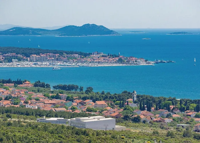 Biograd 41 *